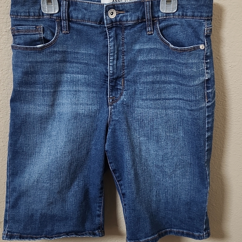 Anne Klein bermuda shorts size 6 blue